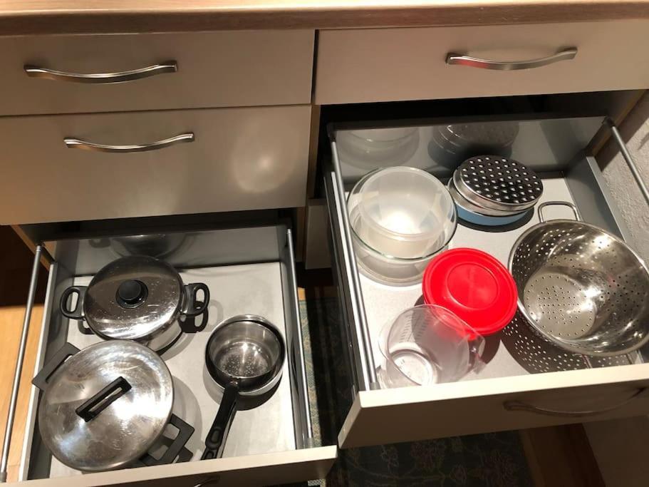 Grosse, Helle Wohnung Fuer Bis Zu 6 Personen ไวน์ไฮม์ ภายนอก รูปภาพ